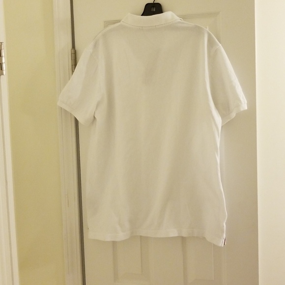 White Burberry polo - Picture 2 of 8